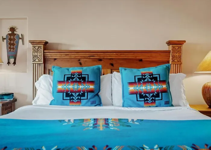 King With Shared Hot Tub And Breakfast Included Apartment *