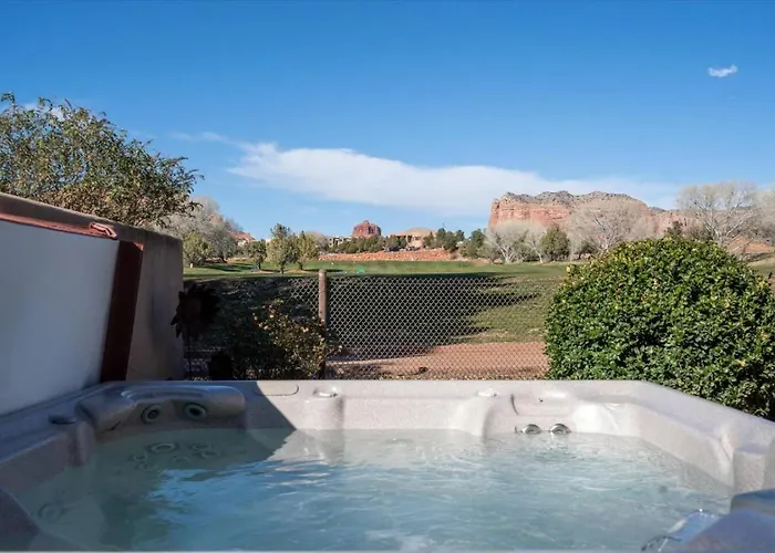 King With Shared Hot Tub And Breakfast Included Sedona